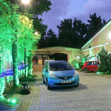 Eleon Hotel Kʼutʼaisi Exterior foto