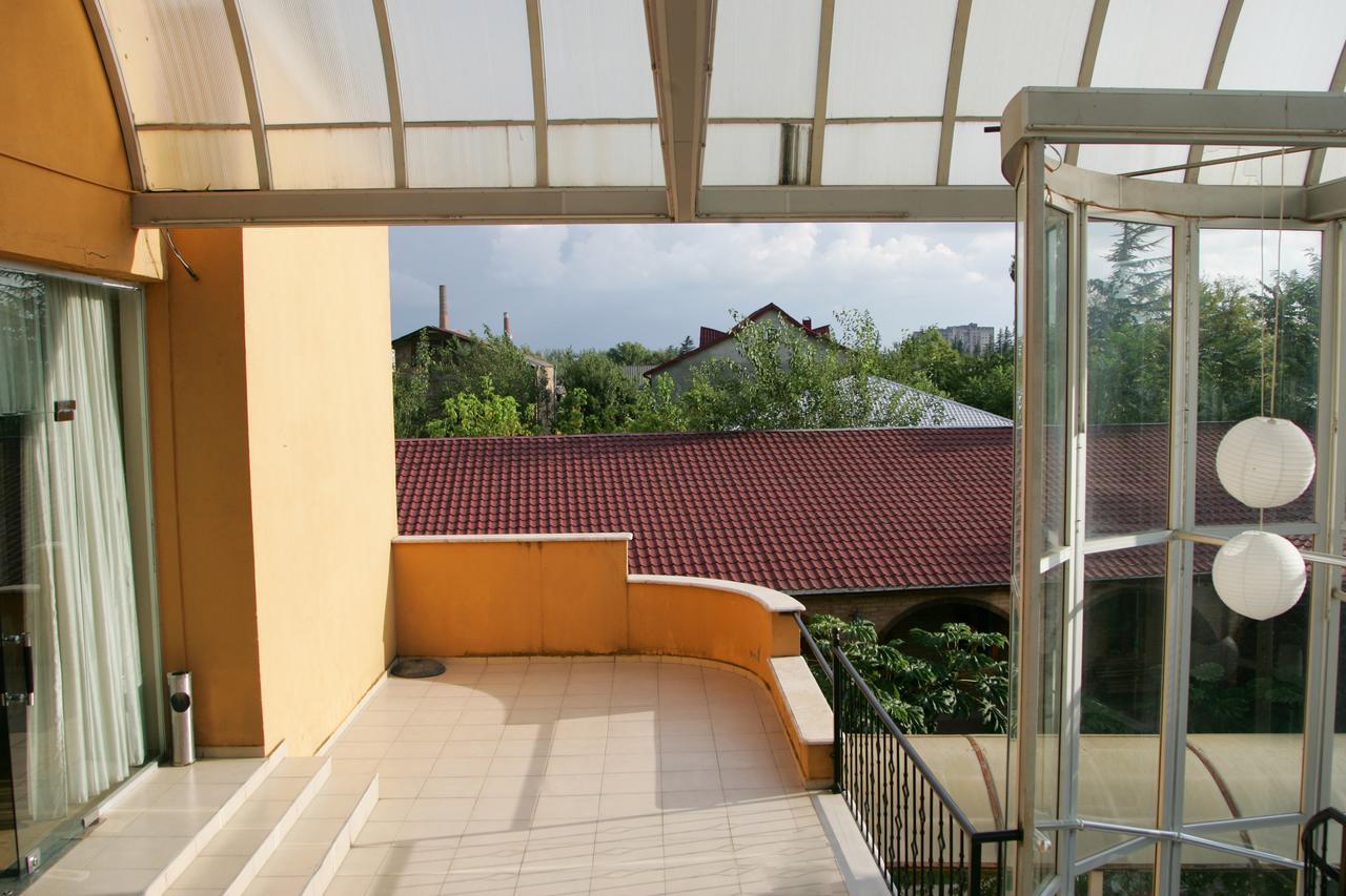 Eleon Hotel Kʼutʼaisi Exterior foto
